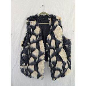 Lane Bryant Faux Fur Open Vest. Black Gray White. Ladies Size 26-28